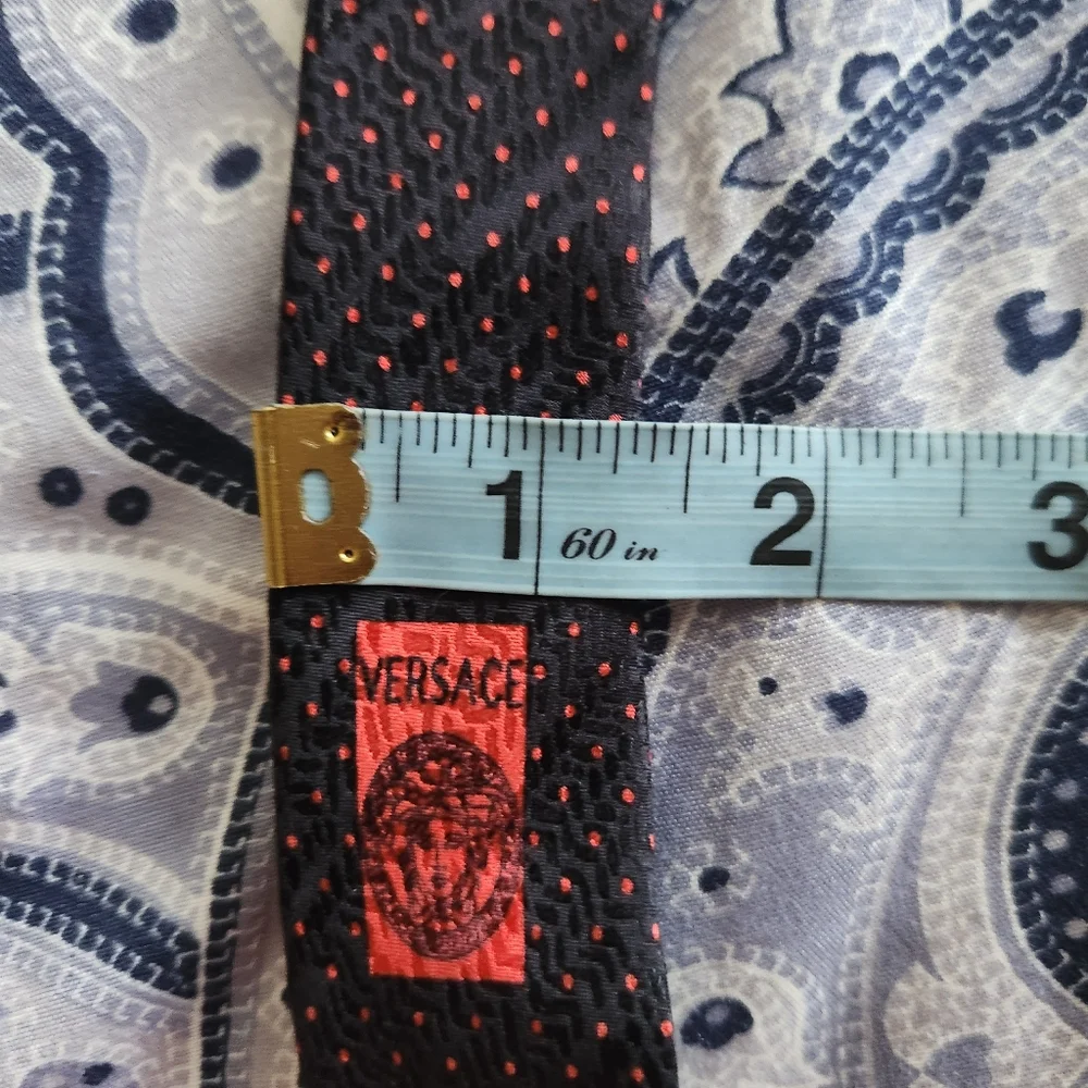 Versace excellent